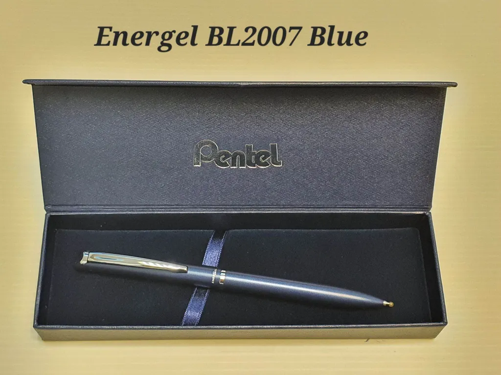 Bút ký Pentel Energel mực Gel BL2007- 0.7mm